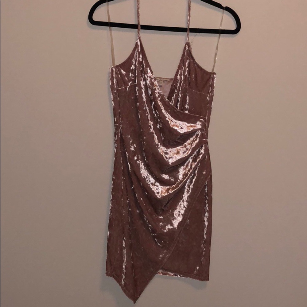 Pink night out dress (velvet material)